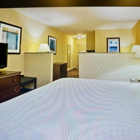 Holiday Inn Express And Suites Allentown West By Ihg Kültér fotó
